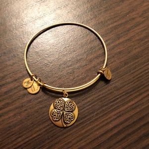 Four leaf clover Alex and ani bracelet